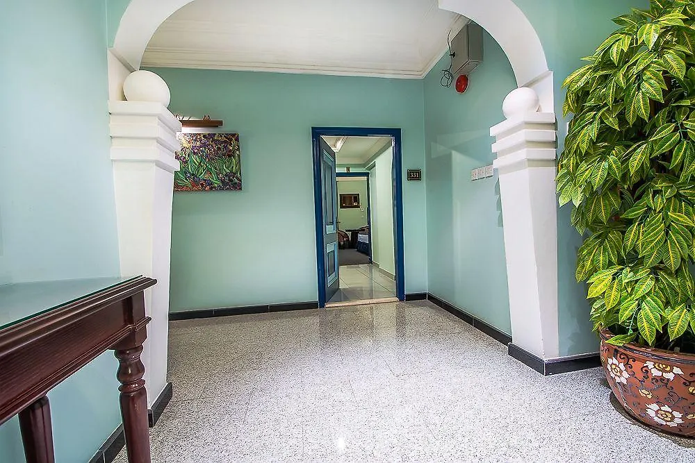 Oyo 167 Dar Al Raies Hotel مكة 2*,