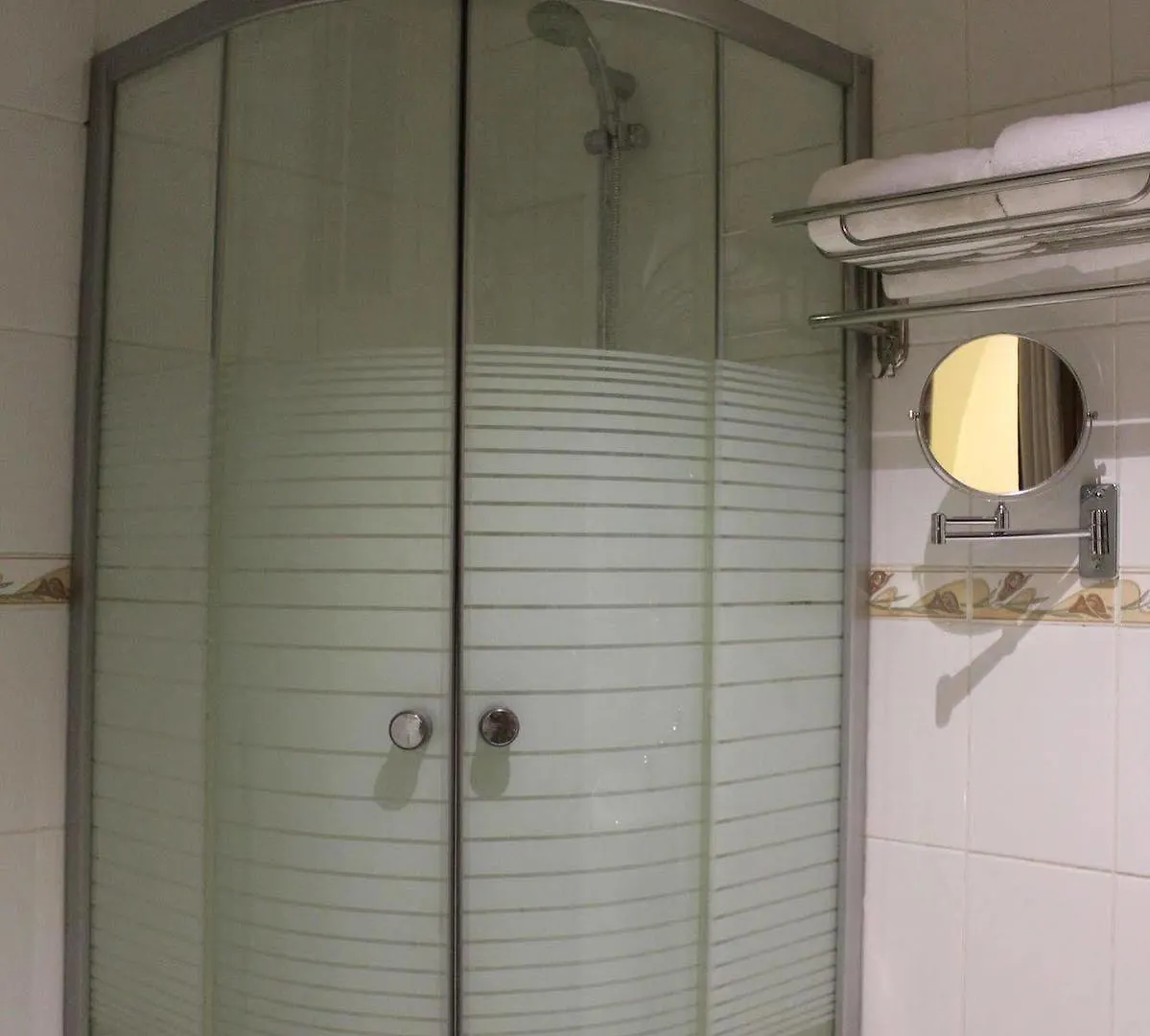 Oyo 167 Dar Al Raies Hotel مكة