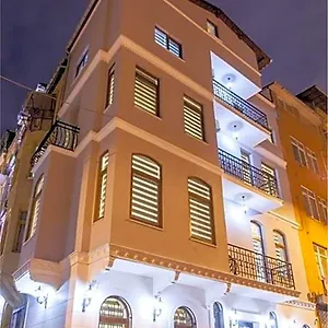 تحقق من التوفر